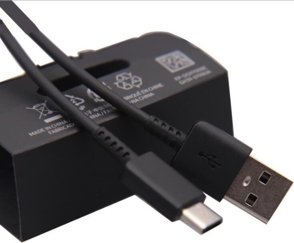 SAMSUNG - Datenkabel / Ladkabel - USB Type C - Galaxy 10/10e/10+ - 1,2m - Schwarz (EP-DG970BBE)